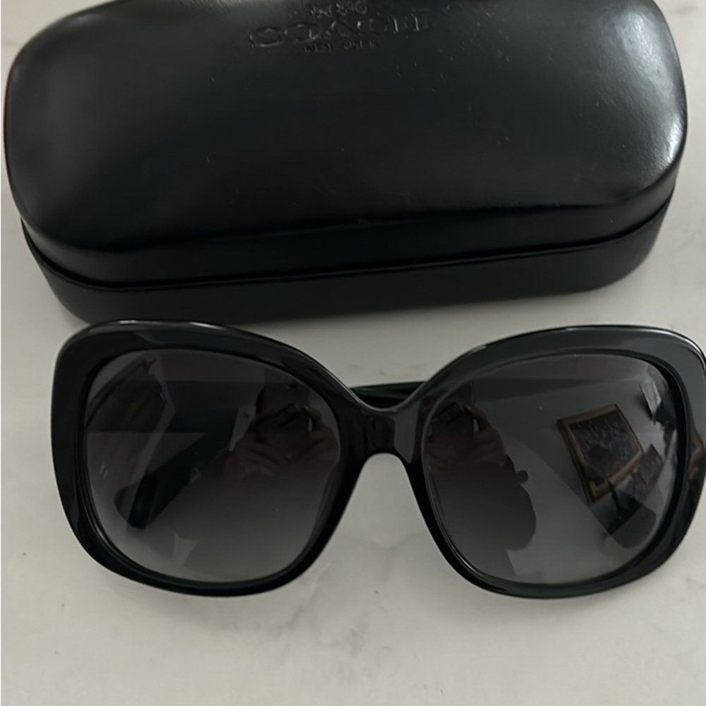 Coach brand Jackie O style sunglasses